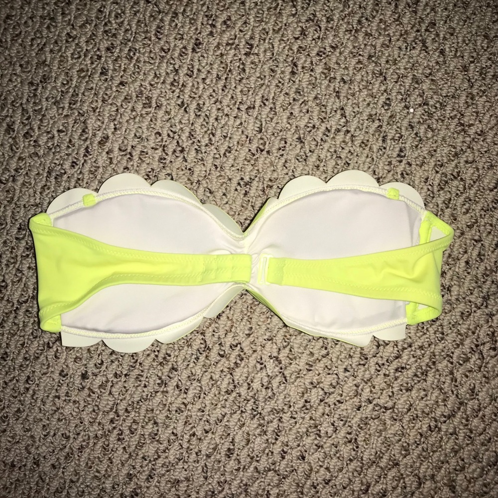 Curved yellow bandeau top - Picture 2 of 2